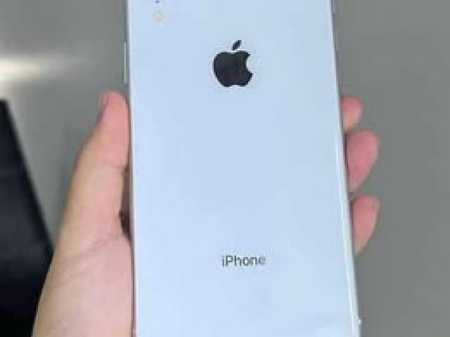 IPhone XR - 128 GB (used)..||..100% ~ BH..||..3,800 ~MVR..||..9759808 ~ CALL 📞