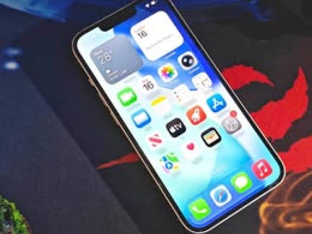 📱 IPHONE 14 128GB STARLIGHT COLOR CLEAN CONDITION 79% BATTERY HEALTH CALL ☎️ 9312121 📱