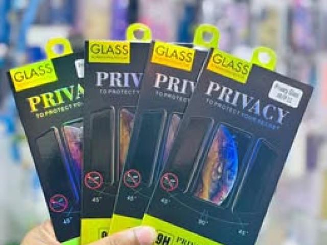 Iphone 11 privacy screen protector available free delivery 
9722280 //7653334 
150/