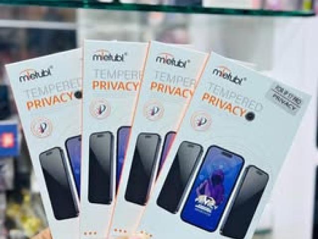 Iphone 17 Pro privacy screen protector available Free delivery 9386540