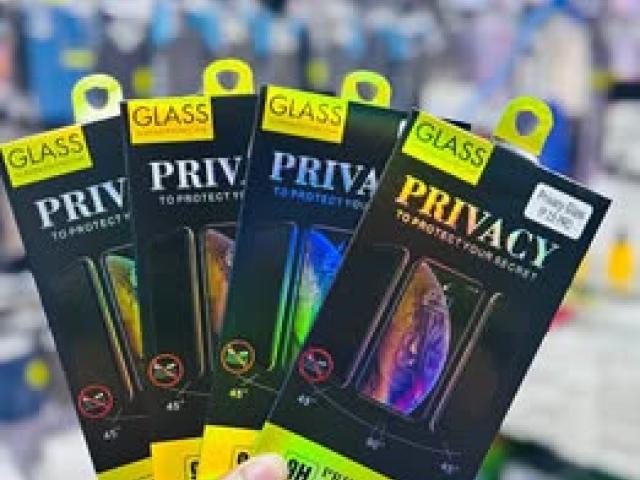 Iphone 15 pro  privacy screen protector available free delivery 9386540