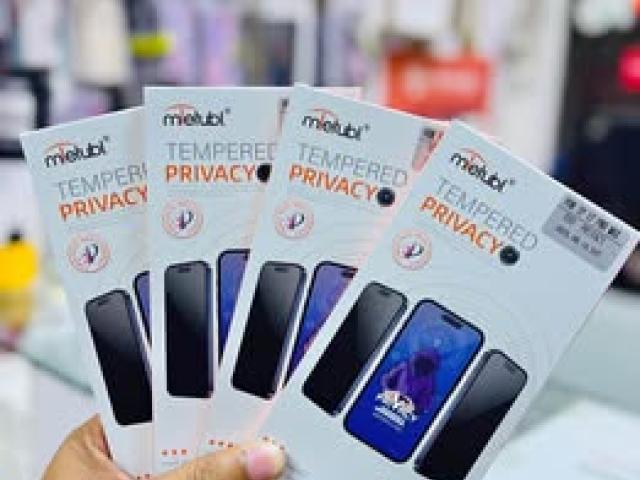 Iphone 17 Pro Max privacy screen protector available free delivery 9386540