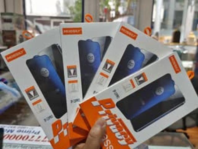 iPhone 16 Pro Privacy Glass Available in Prime Zone First Delivery Call 9575933