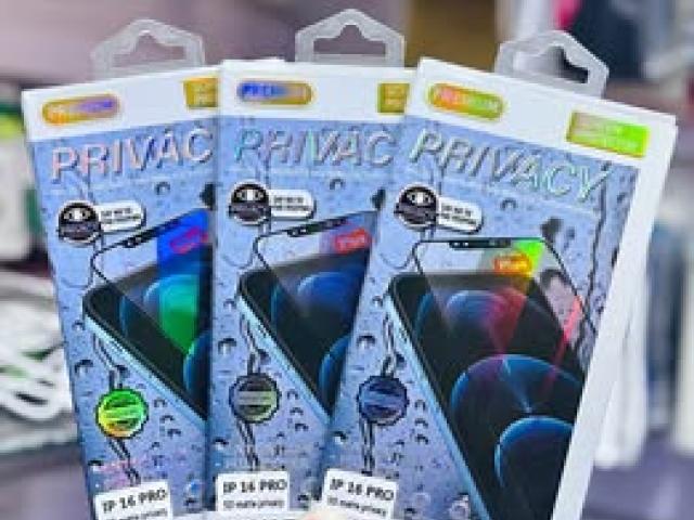 Iphone 16 pro matte privacy screen protector available Free delivery 9386540