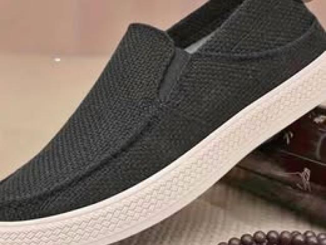 Men’s casual shoes/size 41