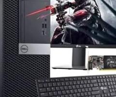 Dell, Core i5,CPU (7th Gen)250 GB
