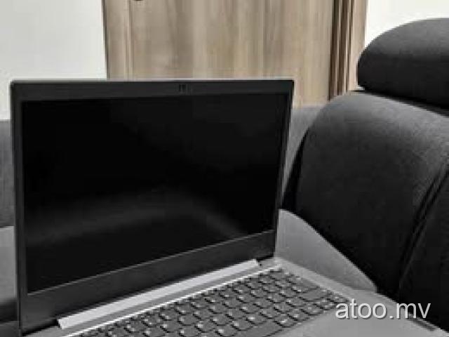 Lenovo IdeaPad 3 - Intel i3