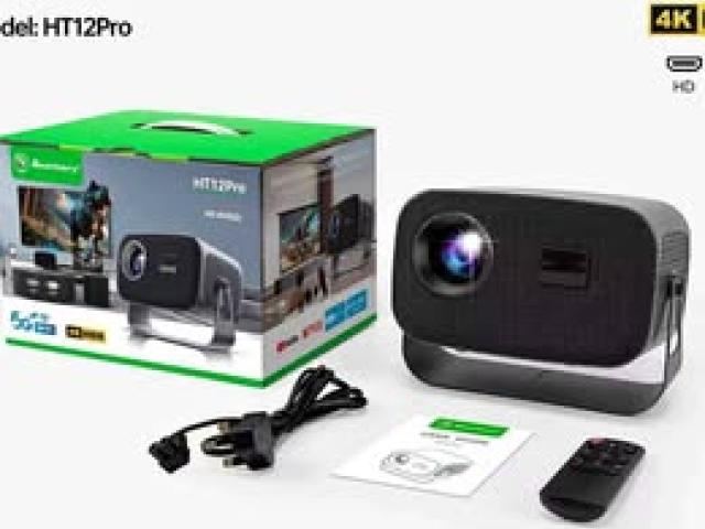 Smartbarry 4K HIGH DEFINITION Wi-Fi PROJECTOR Dual
 Band Speed, Internet S/New Free Delivery 9445252