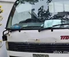 Mazda title 2000kg pickup