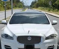 V8 Jaguar XJ