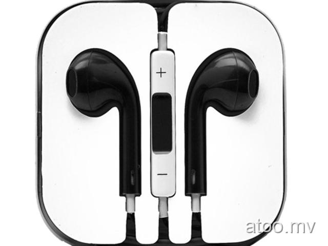 Apple Earpods Normal iPhone headset. Black