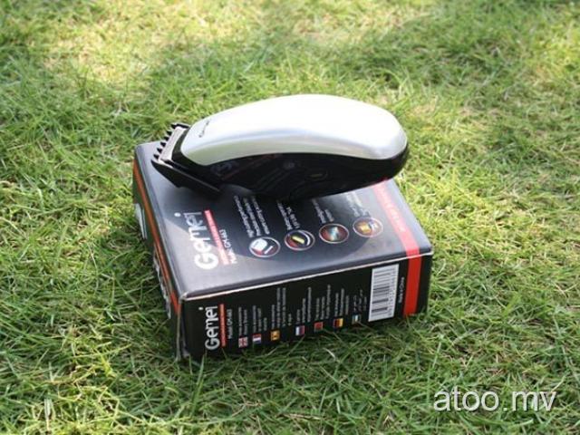 Gemei GM-663 Mini Pocket Size Hair / Beard Trimmer