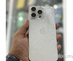 Used or broken or cracked iPhone and Android phone 9786940 WE BUYING